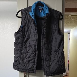 Lands' End Women's Black and Blue Quilted Vest
